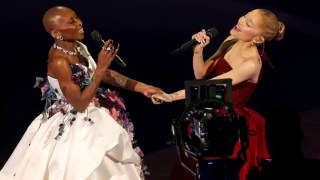 Ariana Grande and Cynthia Erivo Defy Gravity in ‘Wizard of Oz’-Themed Oscars Opening | Video