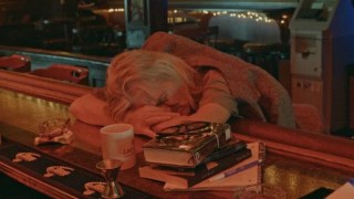 ‘Bloody Nose, Empty Pockets’ Film Review: Sad, Boozy Reverie Looks for Truth and Beauty in a Dive Bar