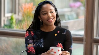 ‘Shrinking’ Star Jessica Williams on Working with a Wayans and Watching Harrison ‘the GOAT’ Ford