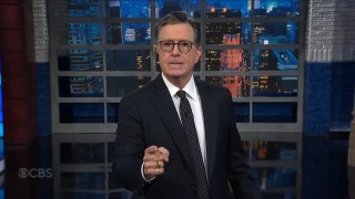 Stephen Colbert’s Audience Gasps When He Humorously Forgets His Show Is Canceled