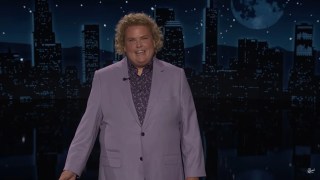 Fortune Feimster Wonders ‘Does the Guest Host Still Get Paid?’ if Trump Gets Jimmy Kimmel Canceled | Video