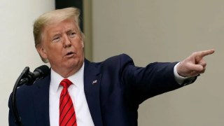 Trump Seeks to Curb Legal Protections for Twitter, Facebook Amid Accusations of Political Bias