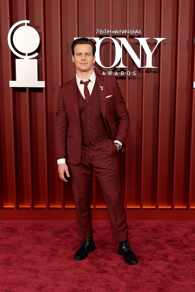 Jonathan Groff attends The 78th Annual Tony Awards at Radio City Music Hall. (Credit: Michael Loccisano/Getty Images)