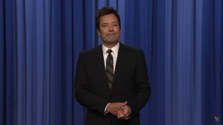 Jimmy Fallon Jokes It’s so Hot ‘Trump Went to the Roof With the Epstein Files and a Magnifying Glass’ | Video