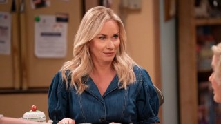 Chuck Lorre and Leanne Morgan Talk Centering Middle-Aged Women in ‘Leanne’: ‘Hollywood Has Ignored Them’