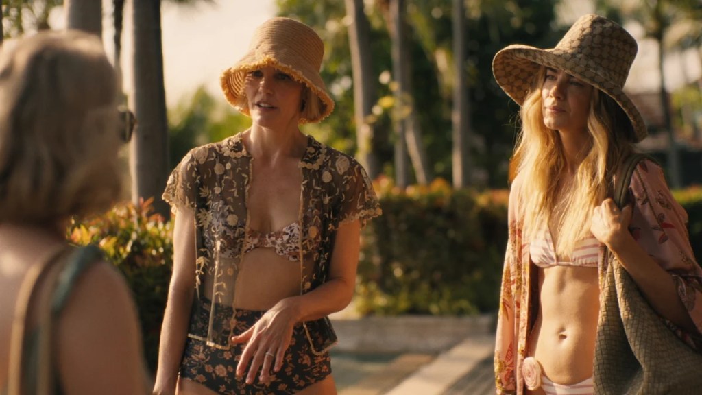 Leslie Bibb and Michelle Monaghan in "The White Lotus" Season 3, Episode 6. (HBO)