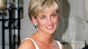 Princess Diana in London, 1997 (Credit: Antony Jones/U.K. Press via Getty Images)