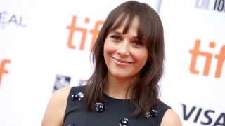 Rashida Jones Says Her Dad Quincy’s ‘Musical Genius’ Stopped Her From Pursuing Music Professionally