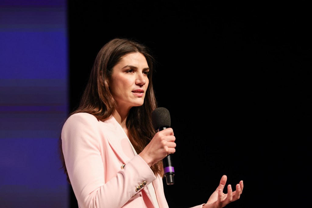 Dani Cristea, Senior Vice President of Sales at Wrapbook Payroll.