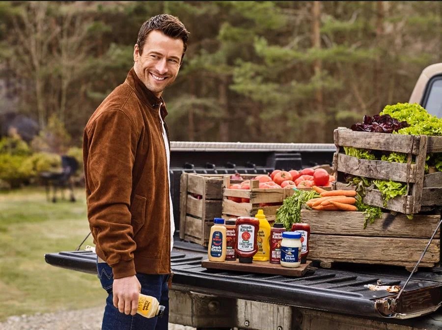 Glen Powell launches a line of organic condiments called Smash Kitchen