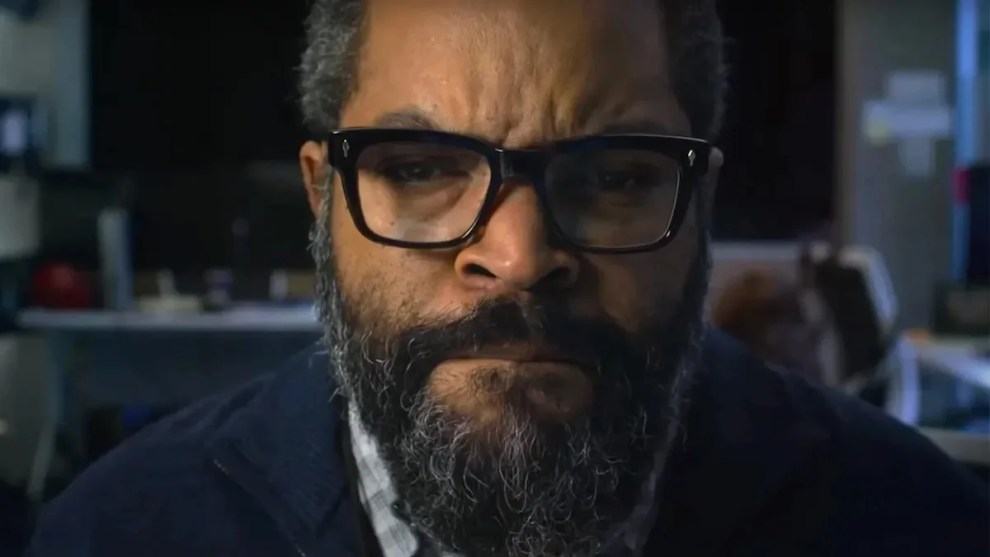 Ice Cube stares into the camera in "War of the Worlds"