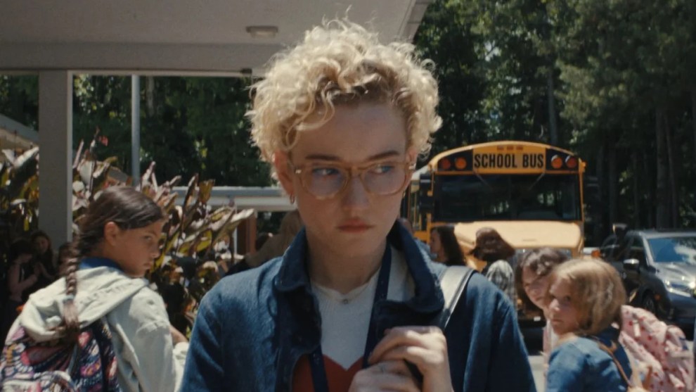 Julia Garner in 'Weapons' (Warner Bros.)